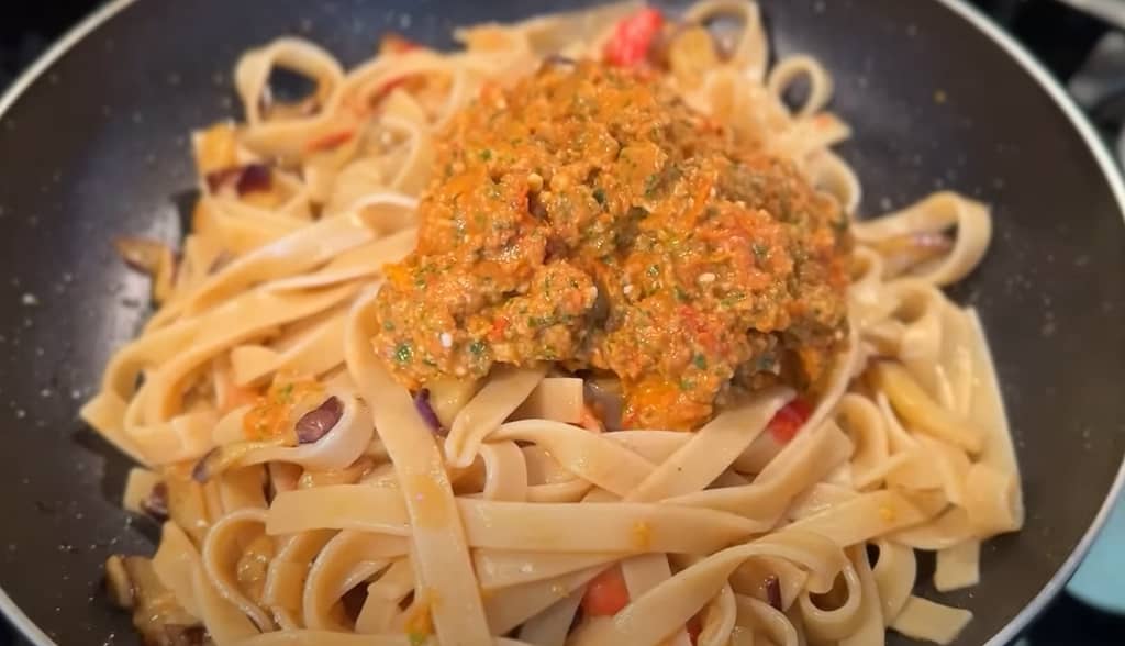 creamy red pesto pasta recipe